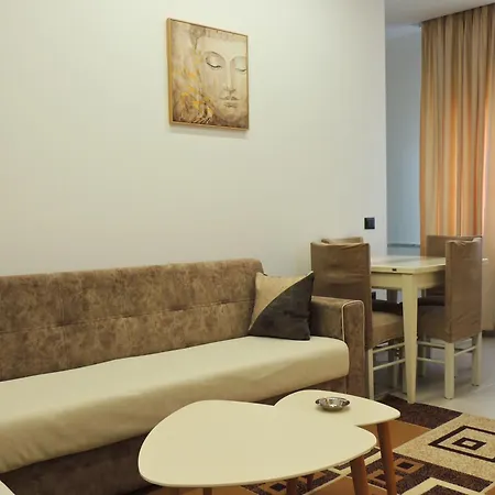Genci & Family - Apartamento